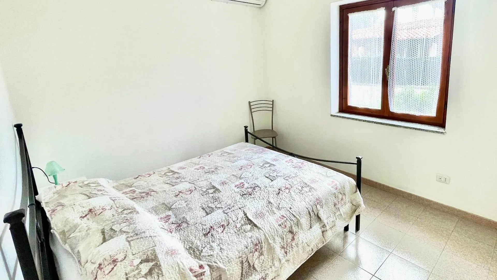 Iss Travel, La Mendula Holiday Home, 2 Bedrooms-Apartments With Private Outdoor Area San Teodoro  0*, San Teodoro (Sardinia)