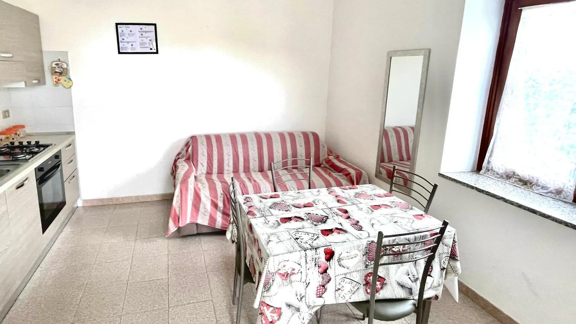 Iss Travel, La Mendula Holiday Home, 2 Bedrooms-Apartments With Private Outdoor Area San Teodoro